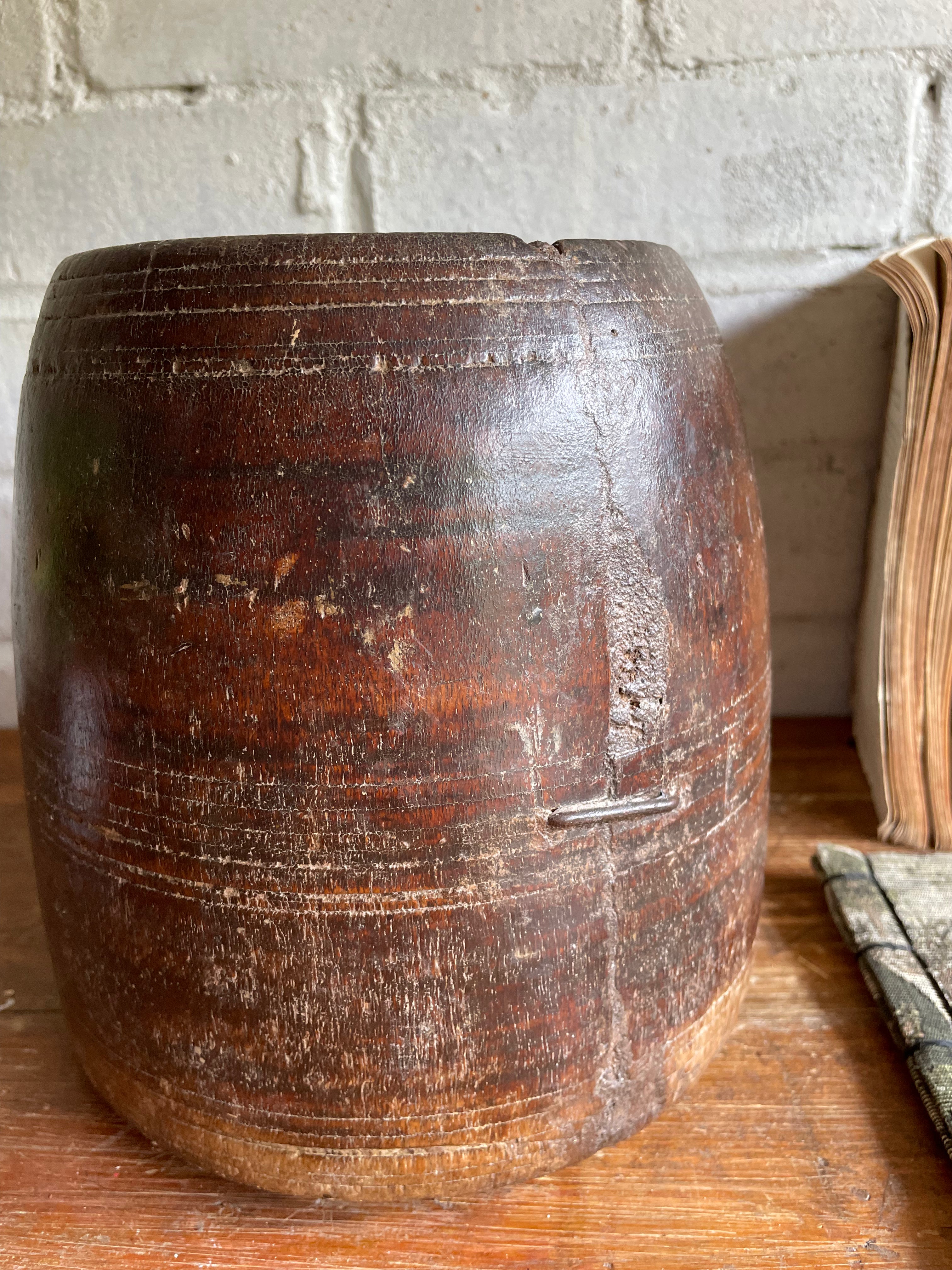 19th Century Hand-Carved Wood Grain Measure Pot