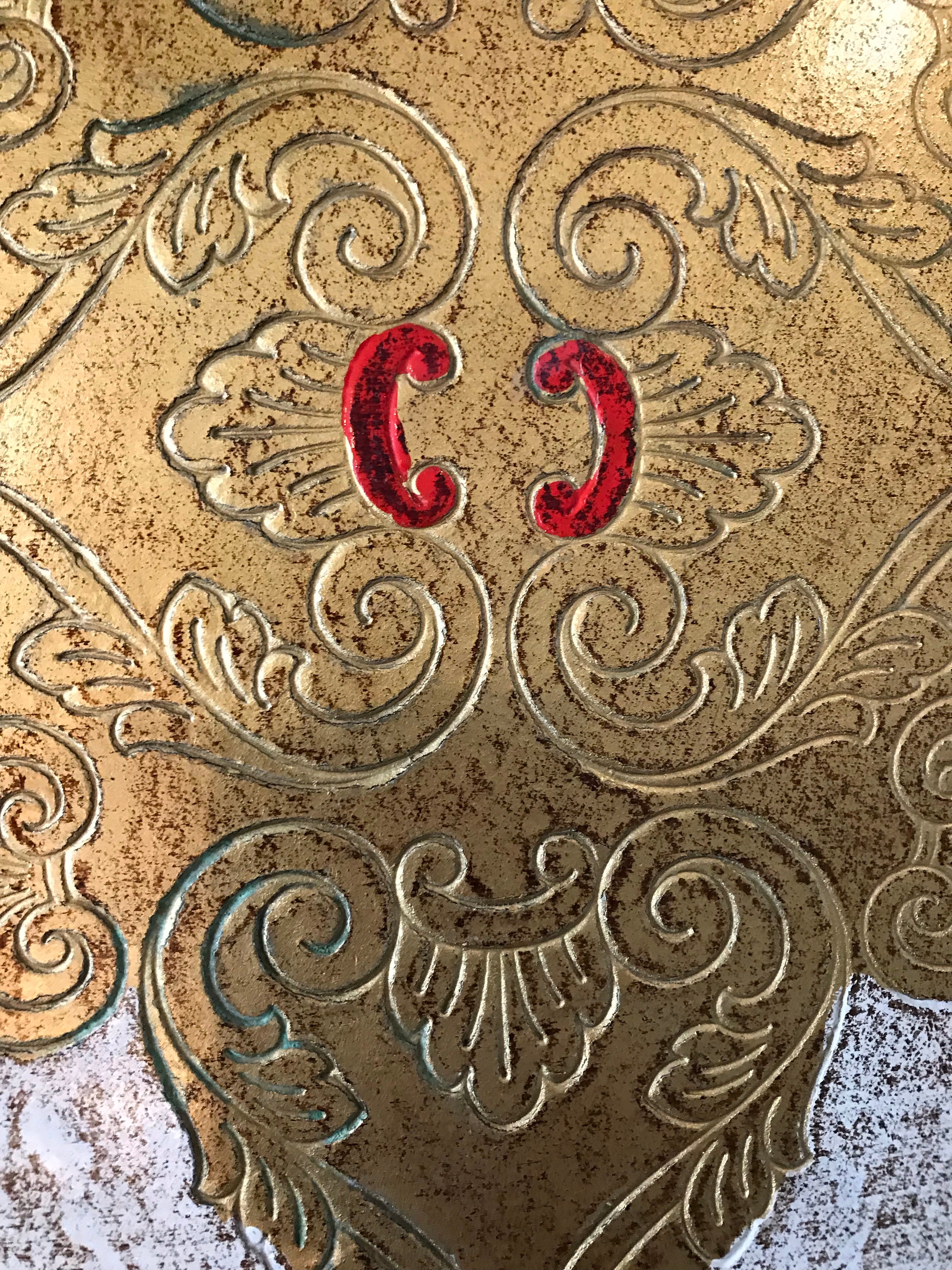 Large White and Gold Florentine Wood Gilt Tray