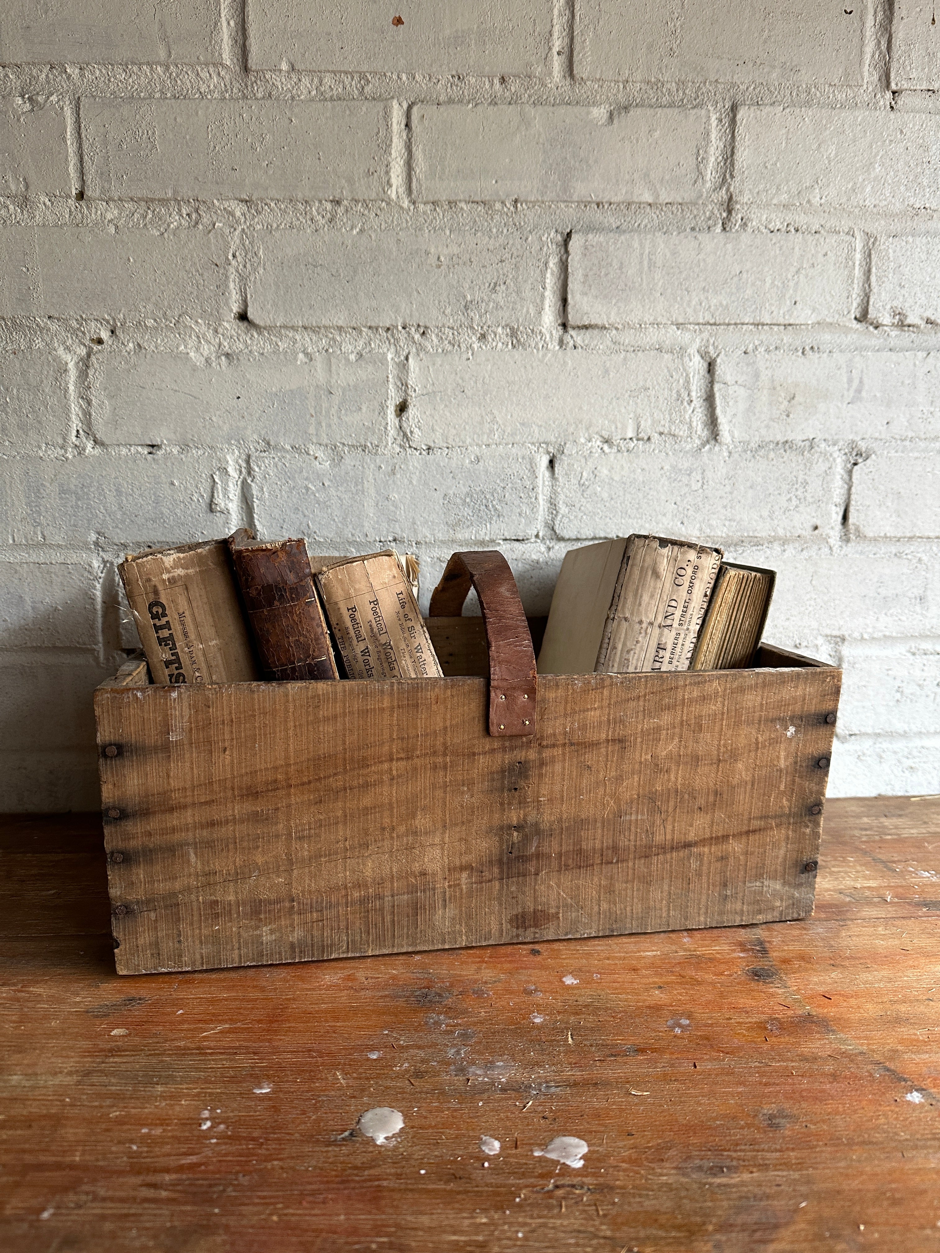 Wooden Trug with Leather Handle