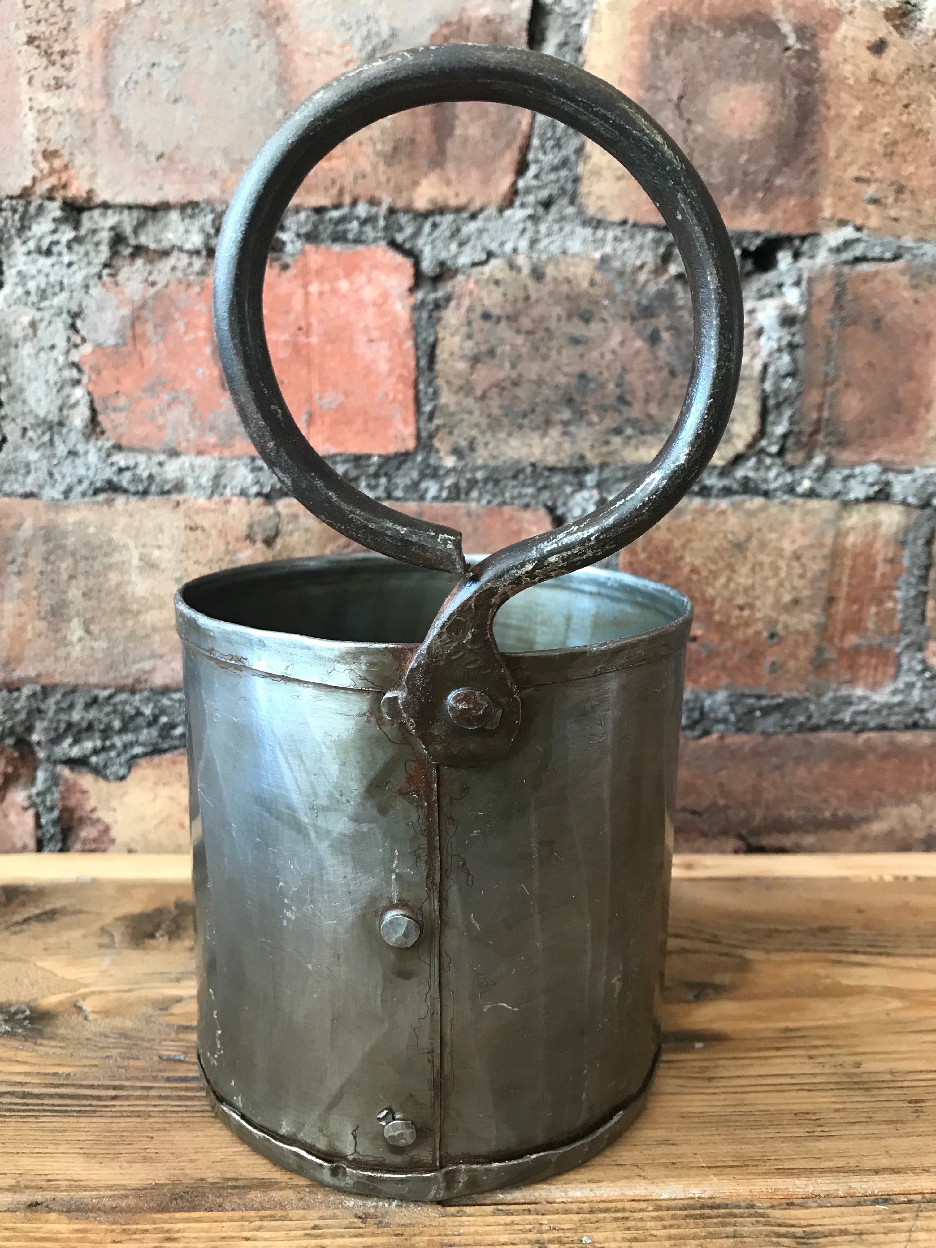 Tin Pot Large Rustic Gun-Metal Tin/Pot – Reclectic
