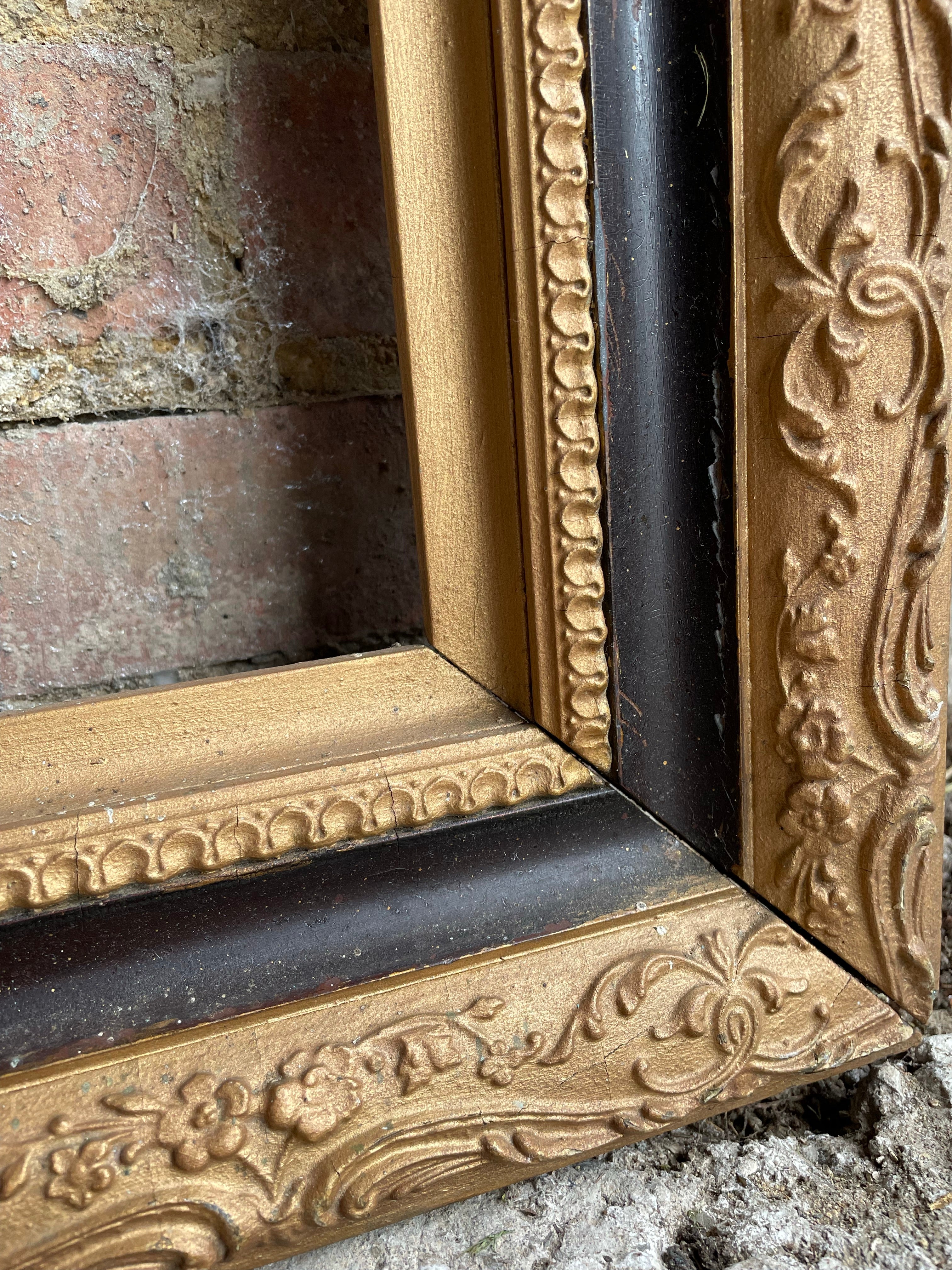 Large Decorative Wood & Gilt Frame