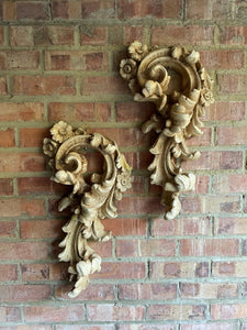 Decorative Resin Sconce