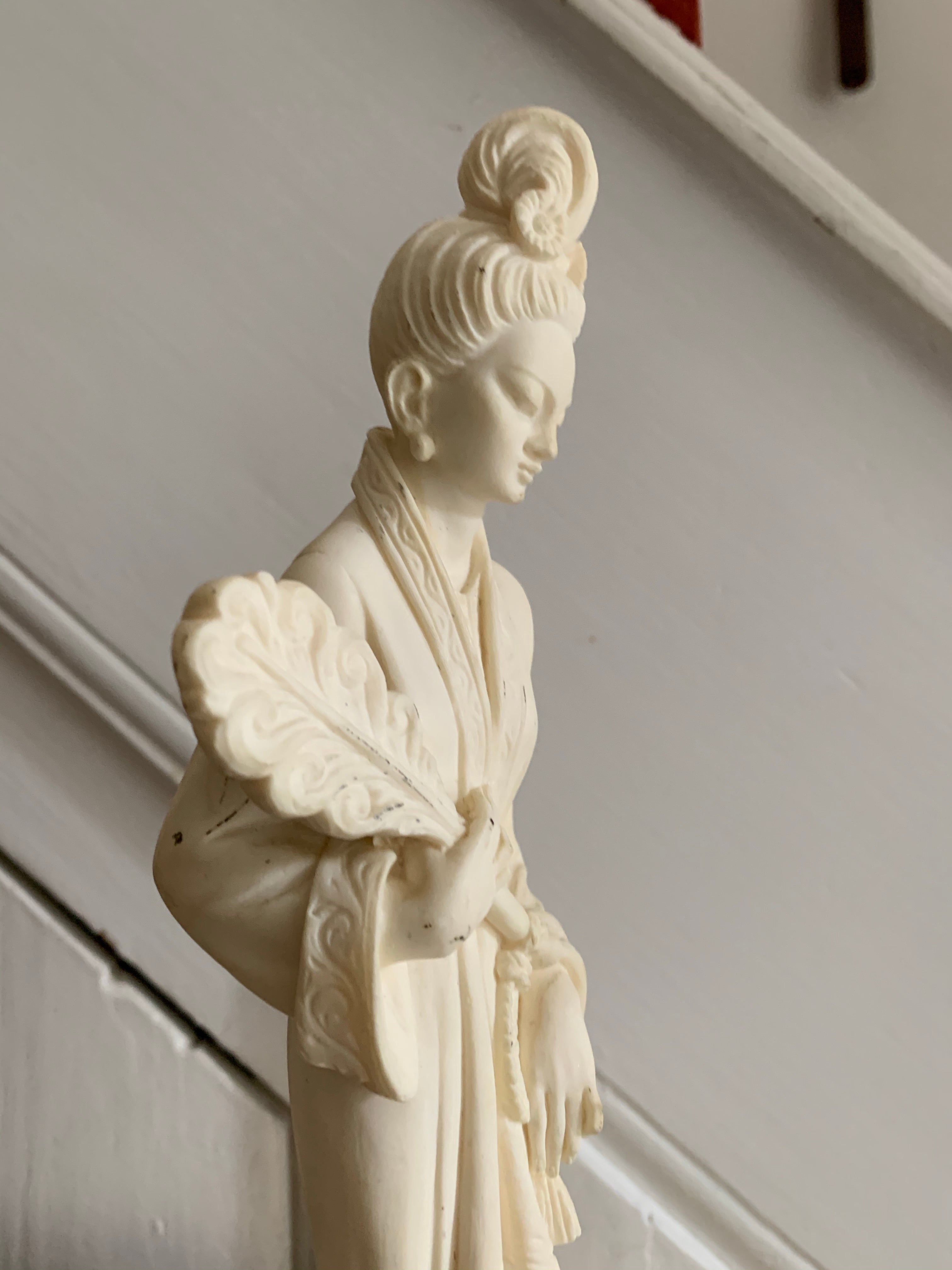 Porcelain Figurine of Chinese Lady with Fan