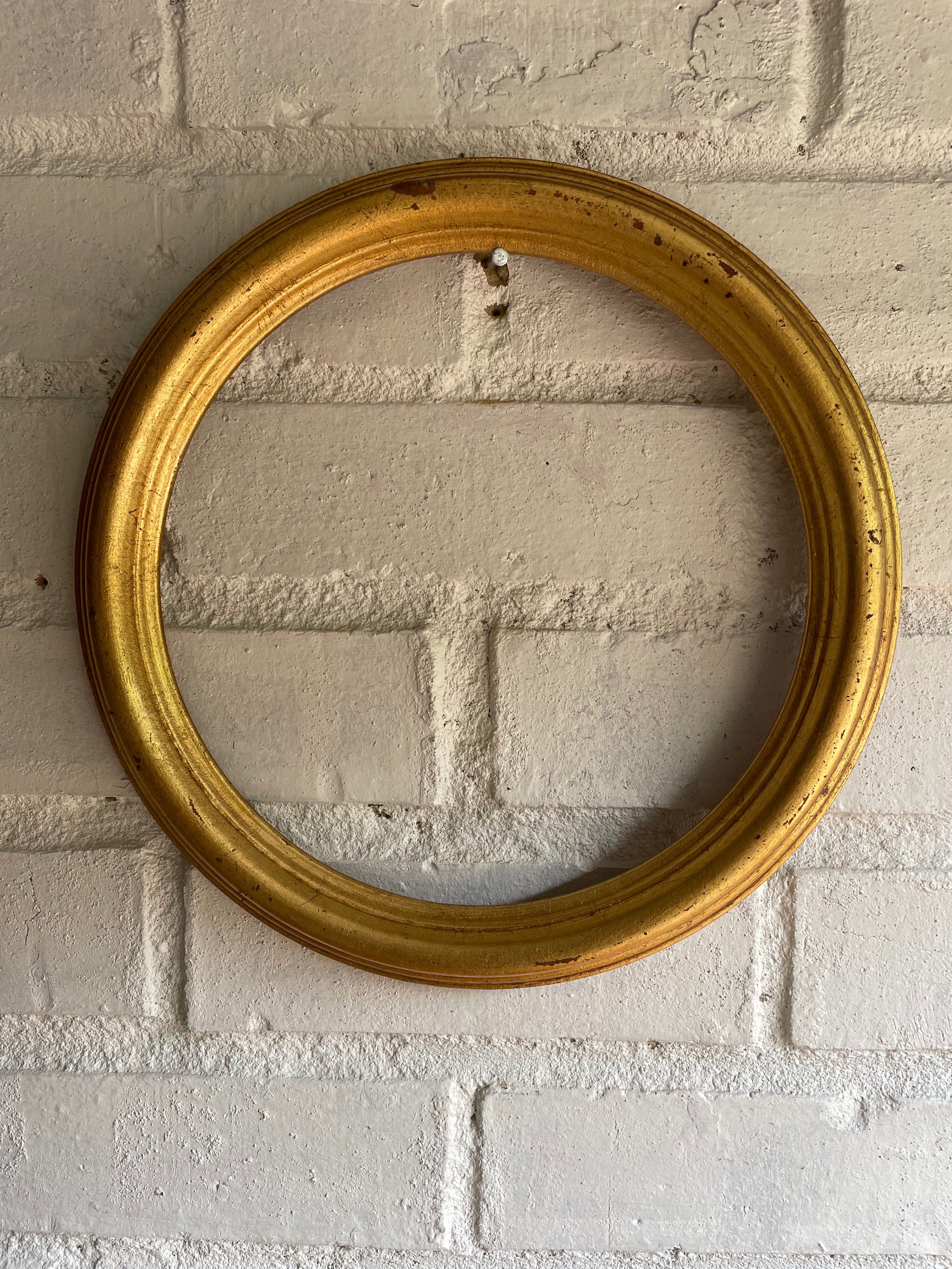 Small Round Gilt Frame