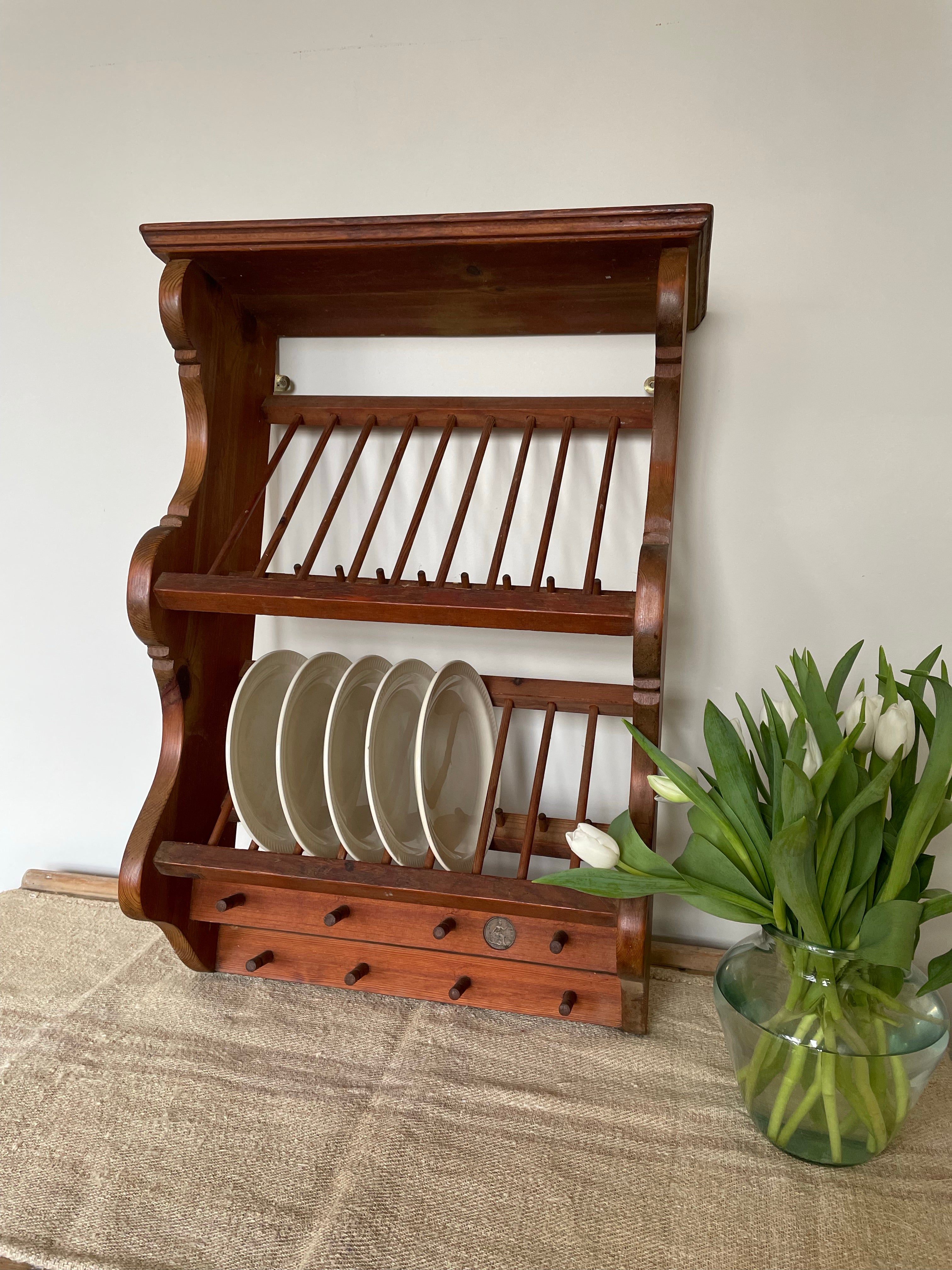 Vintage penny pine plate rack