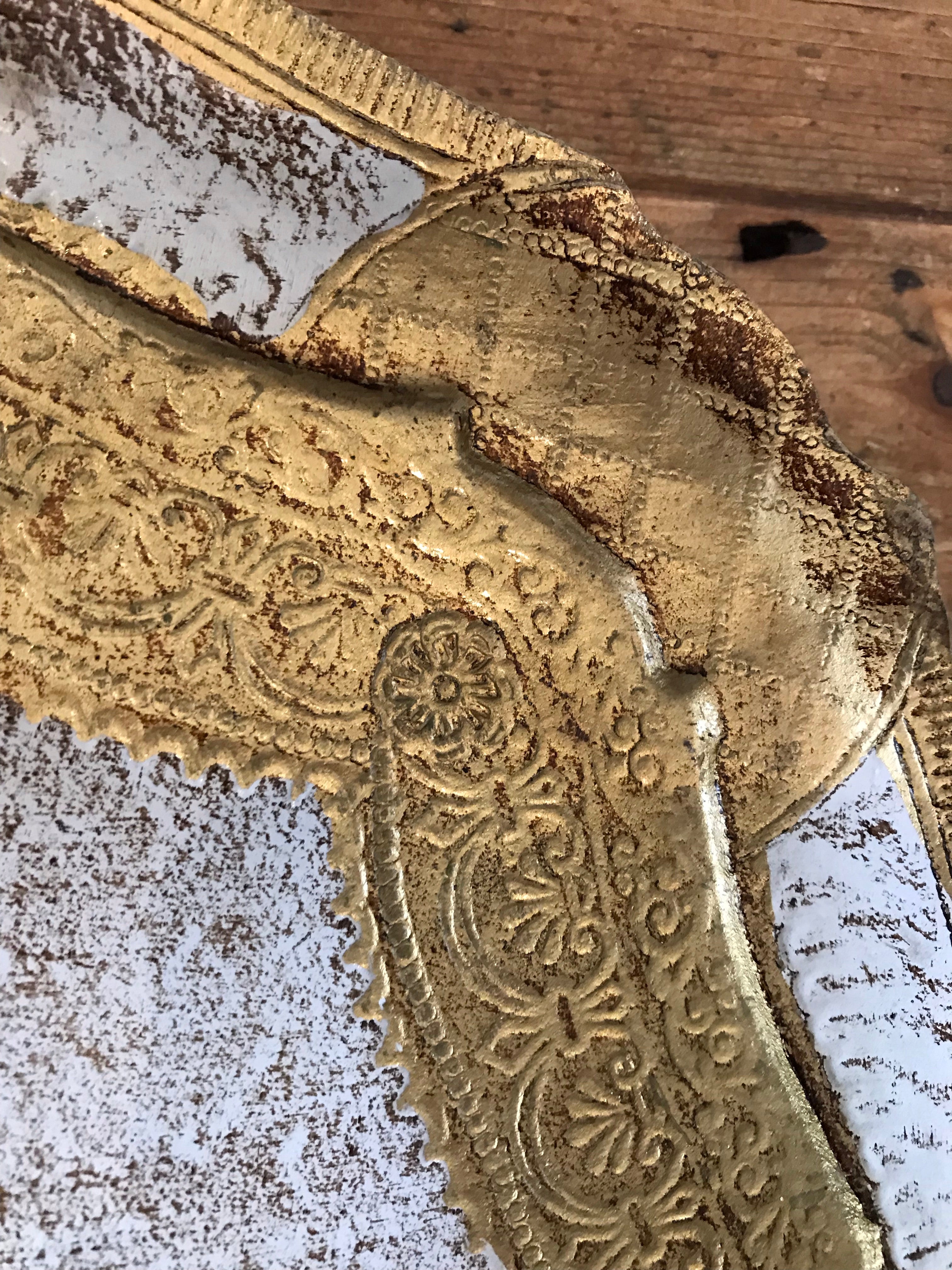 Large White and Gold Florentine Wood Gilt Tray
