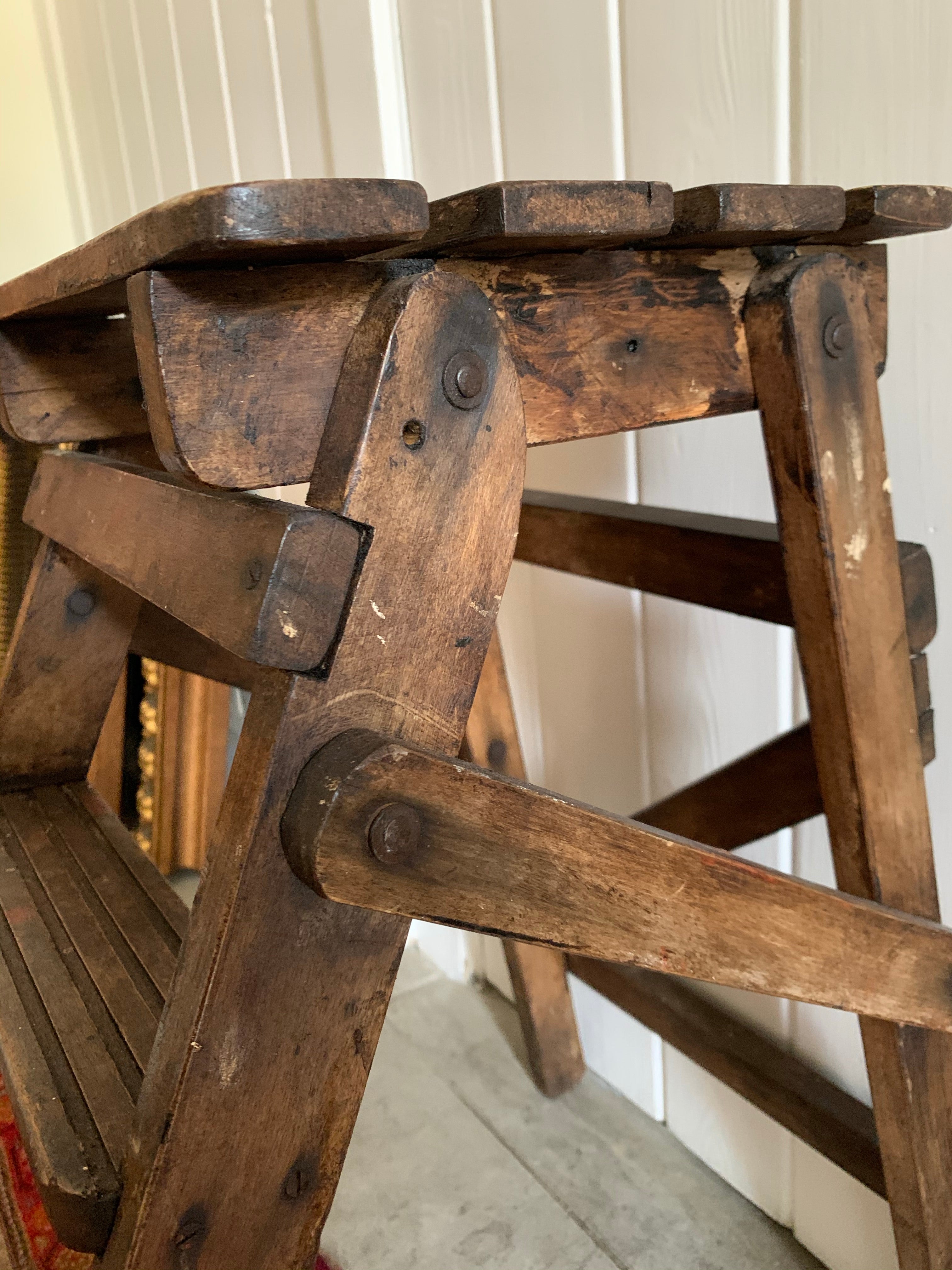 Folding Step-Ladder