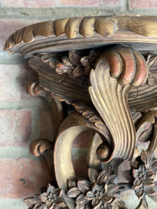 Decorative Gilt Sconce