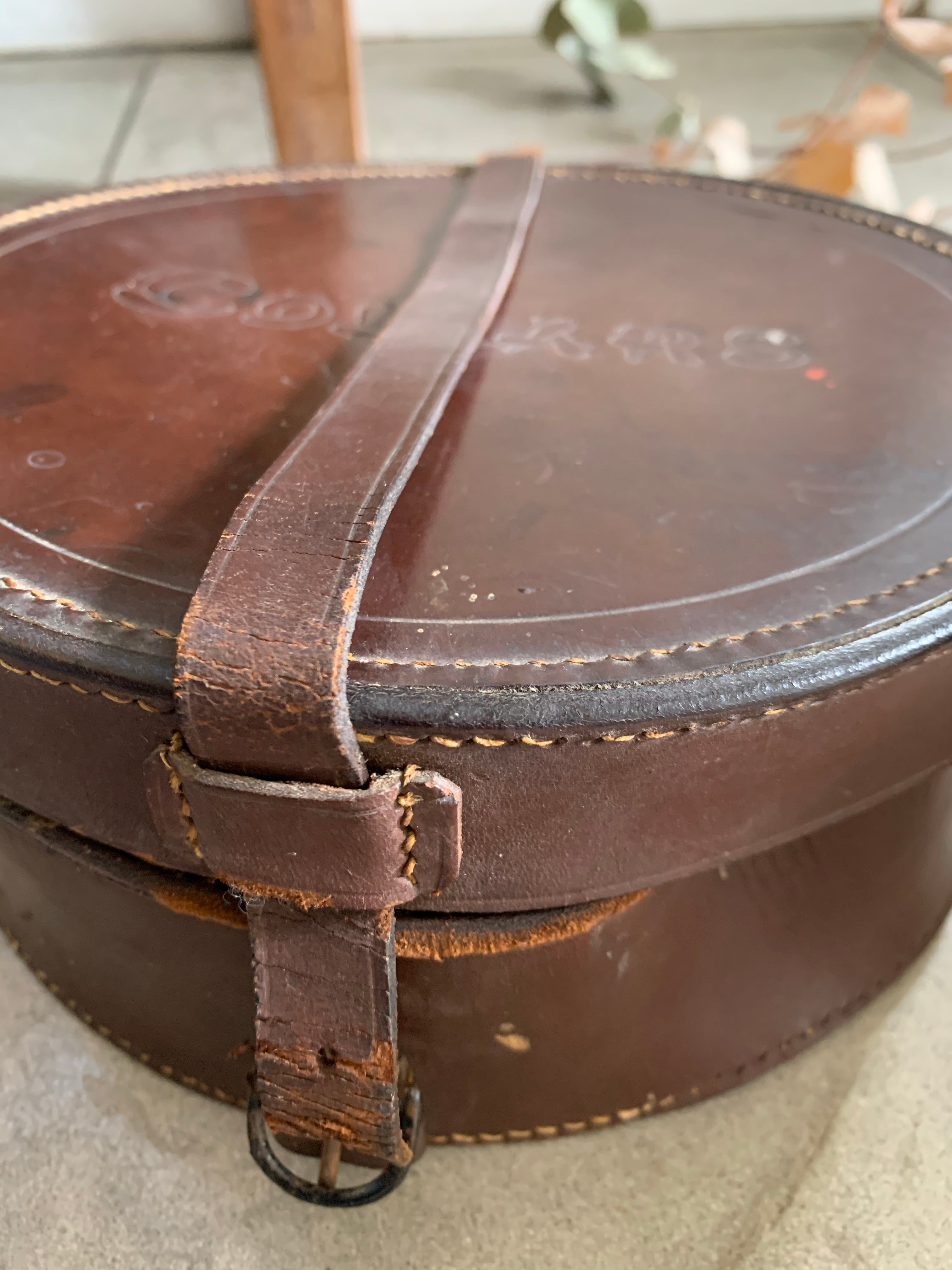 Old Leather Collar Box
