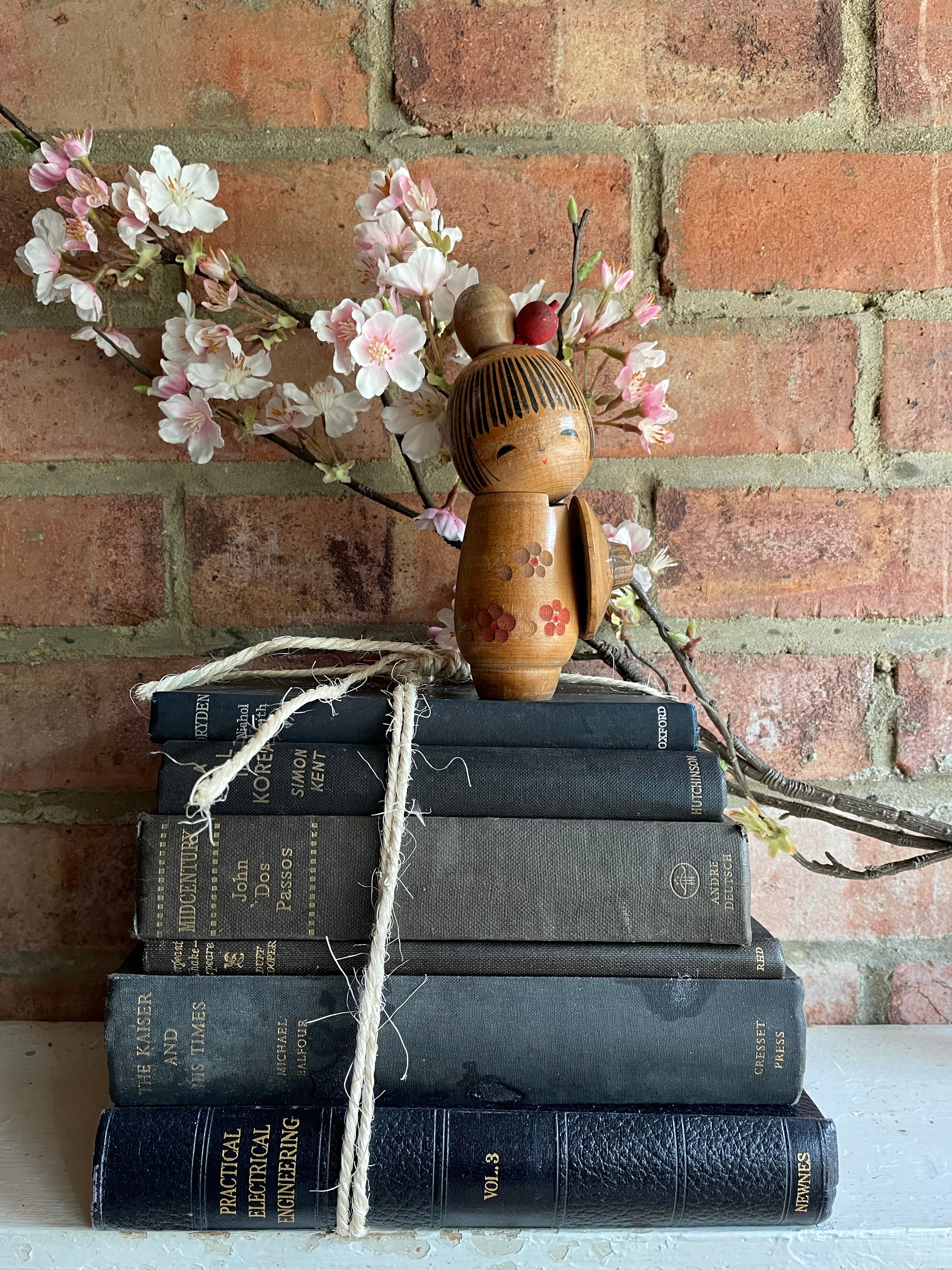 Extra Small Vintage Japanese Kokeshi Doll