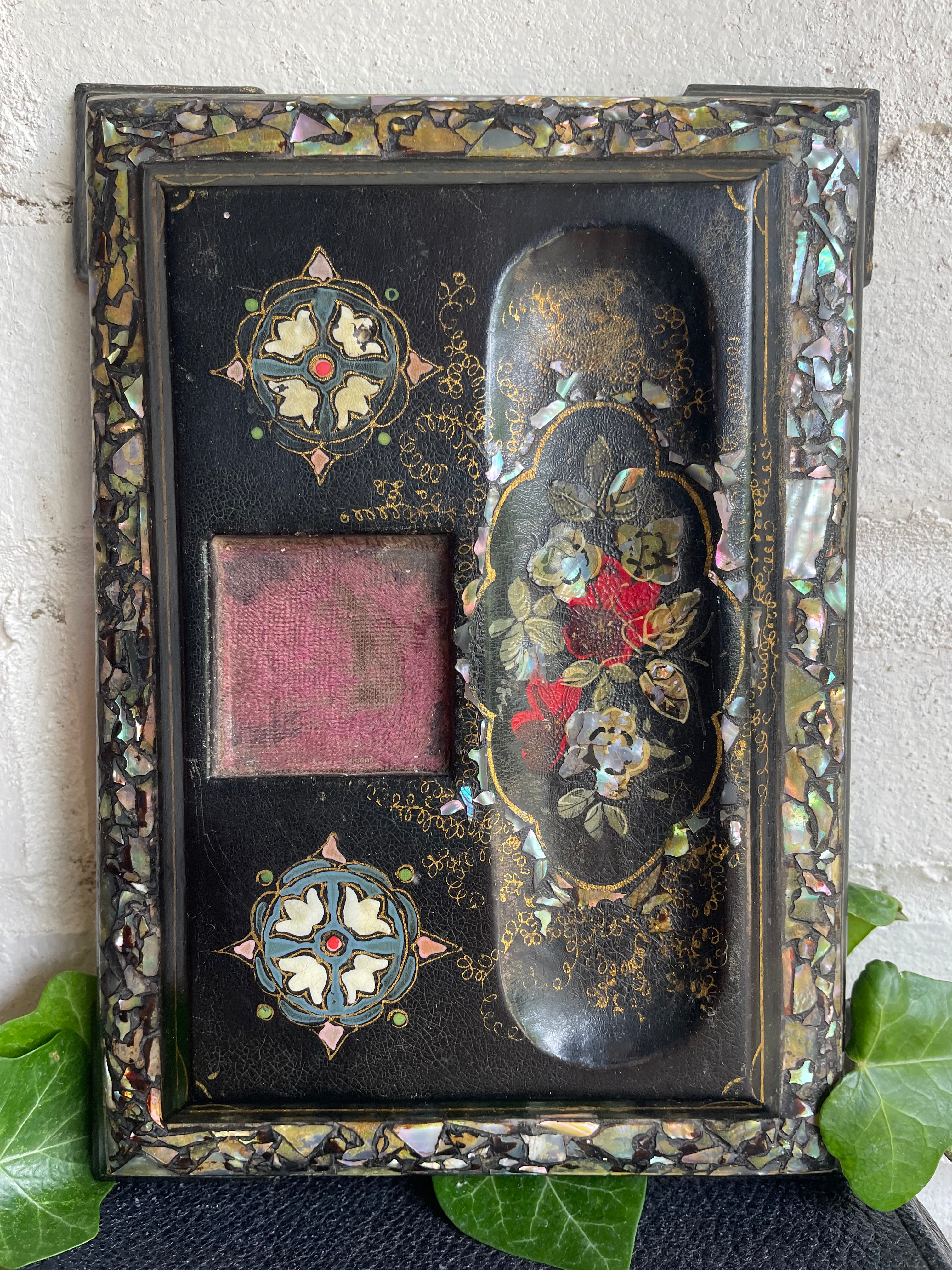 Victorian Ink Well Ink In Victorian Ink Well with Mother of Pearl Inlay – Reclectic