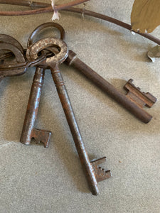 Vintage Keys Bundle