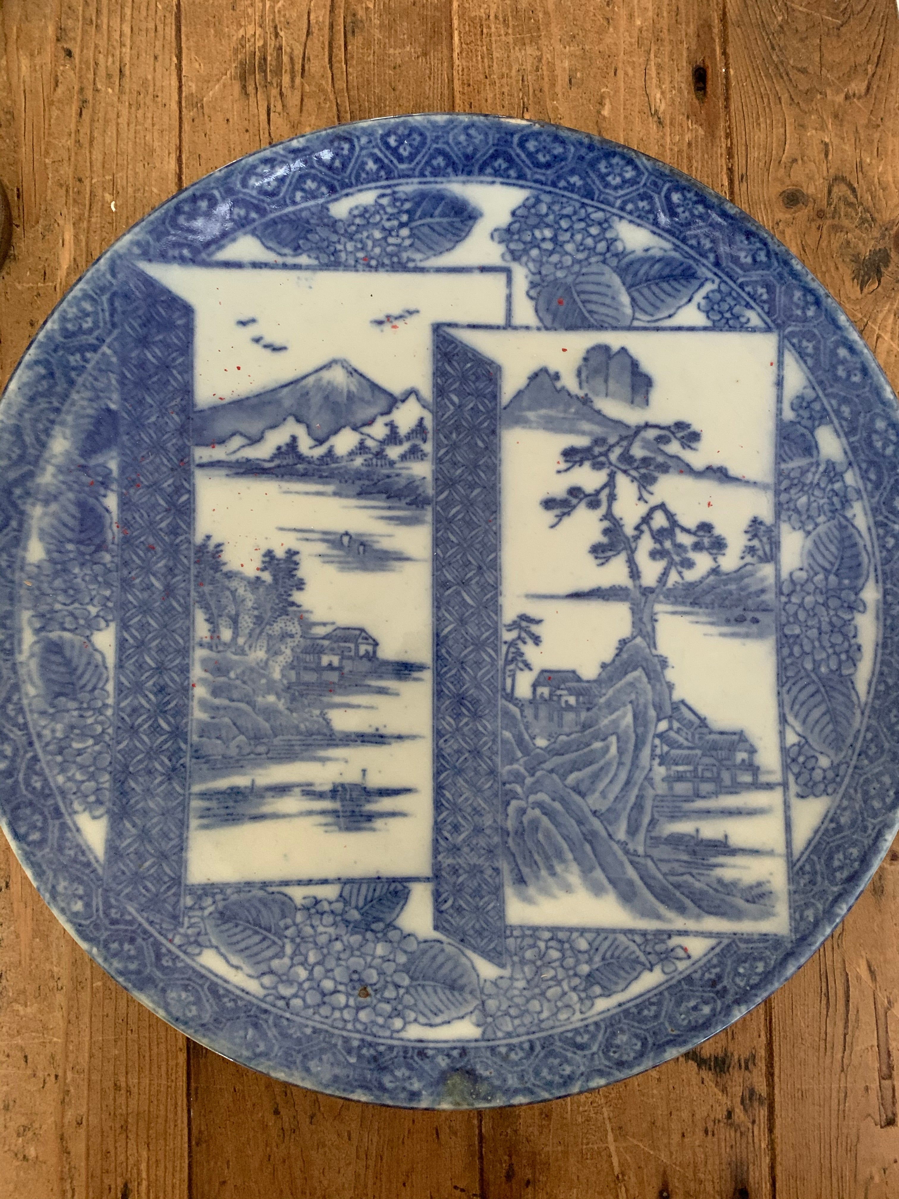 1900s Japanese Ceramic Igezara Plate