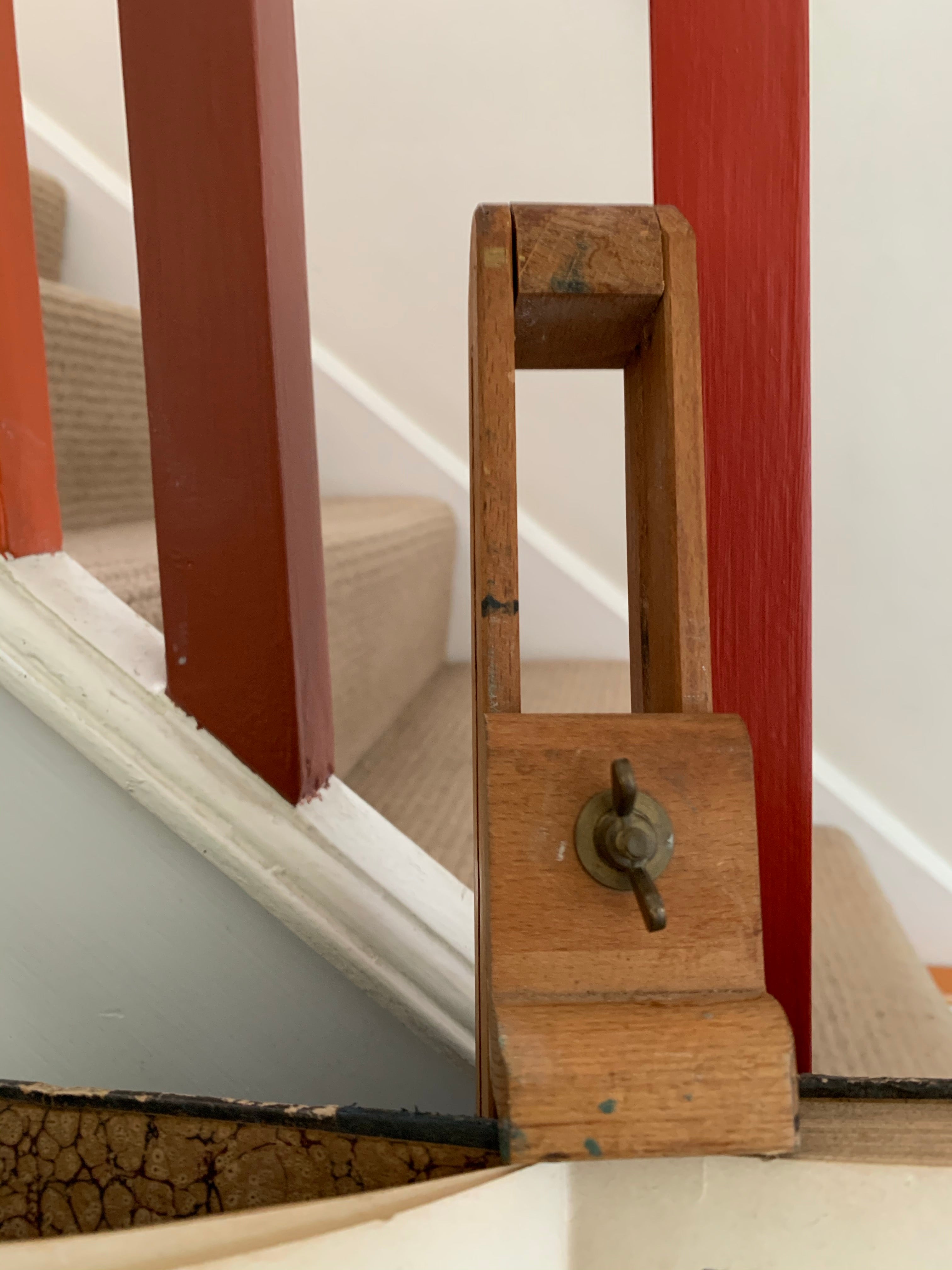 French Wooden Telescopic Easel