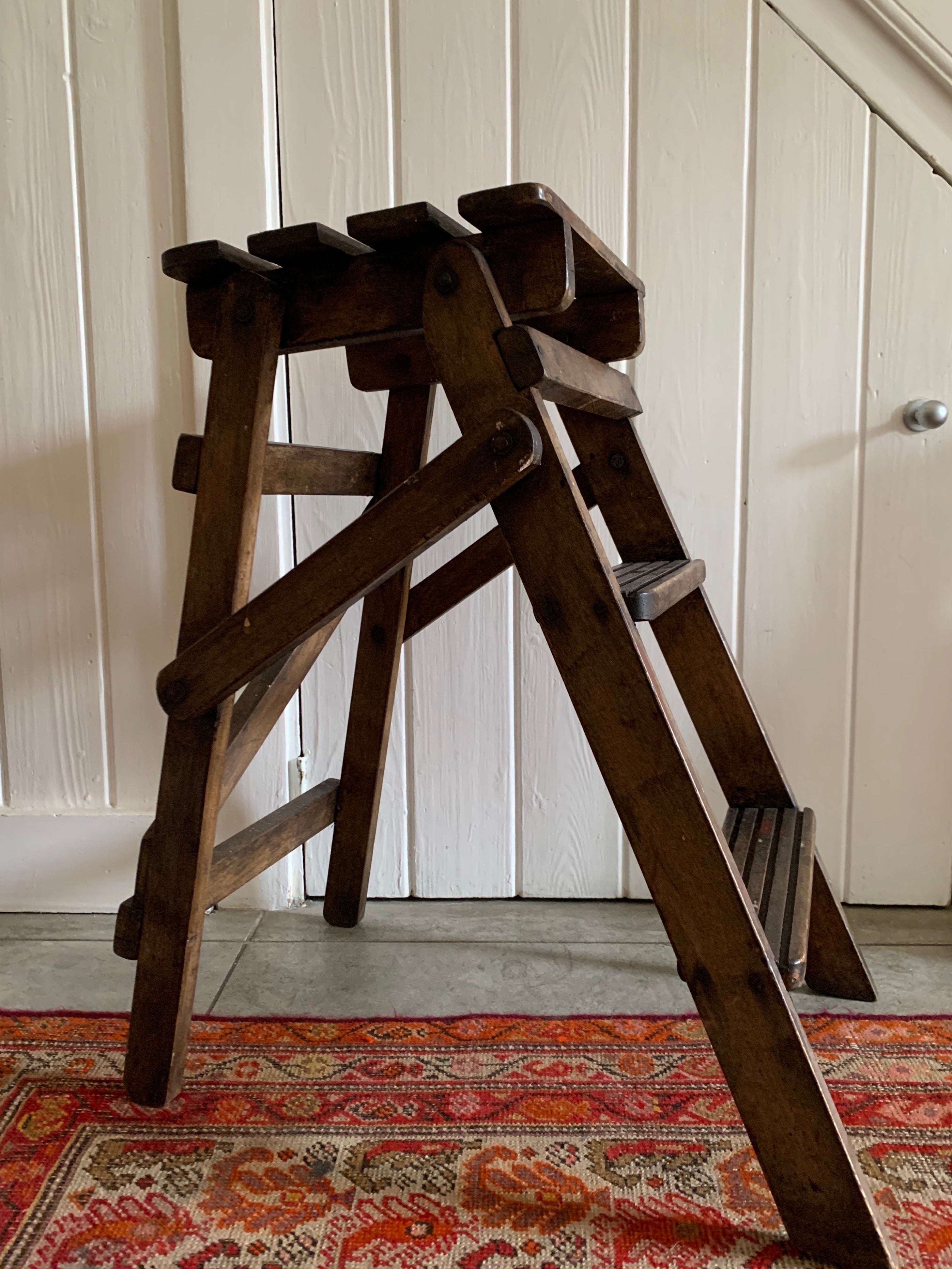 Folding Step-Ladder