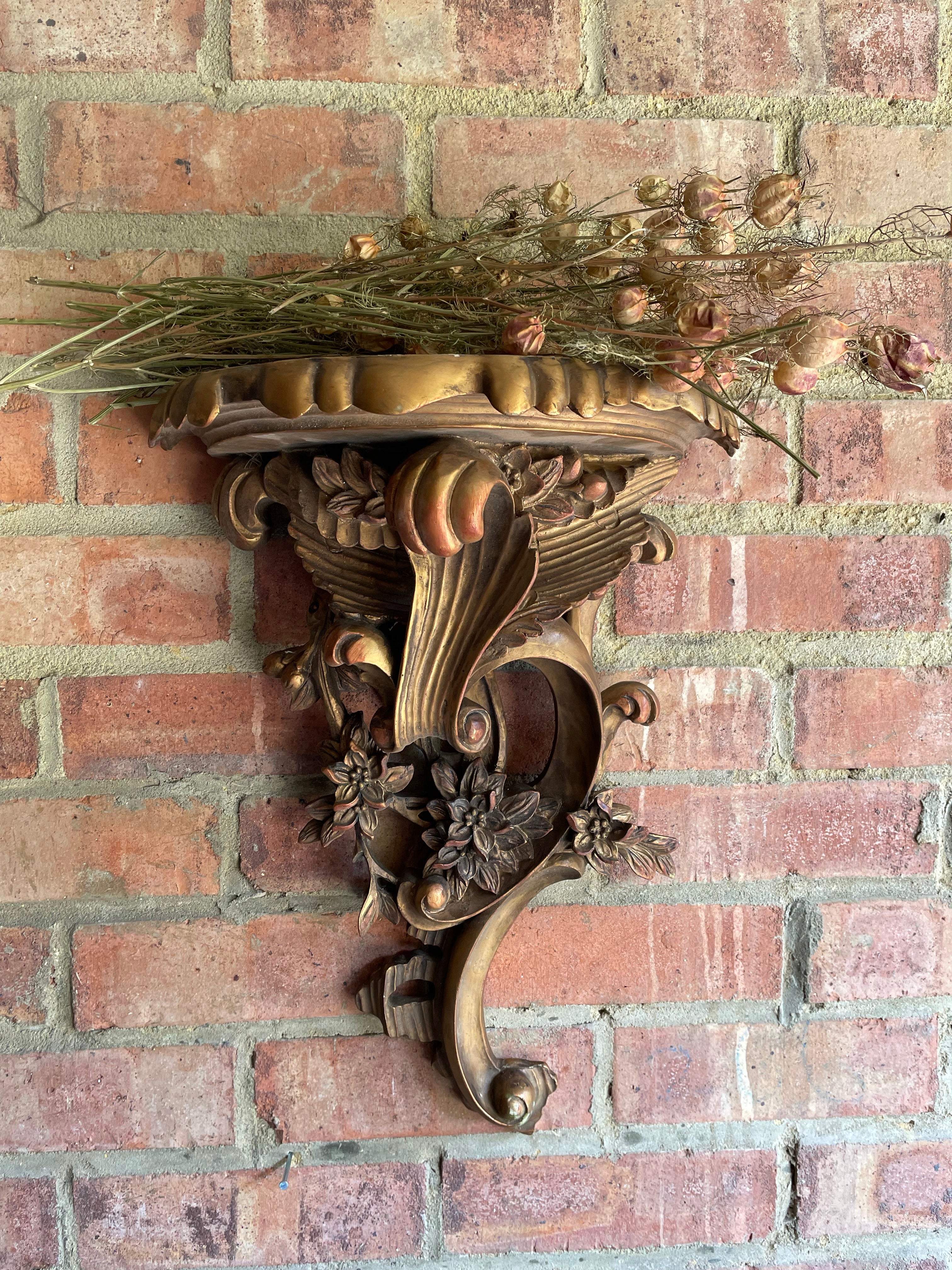 Decorative Gilt Sconce