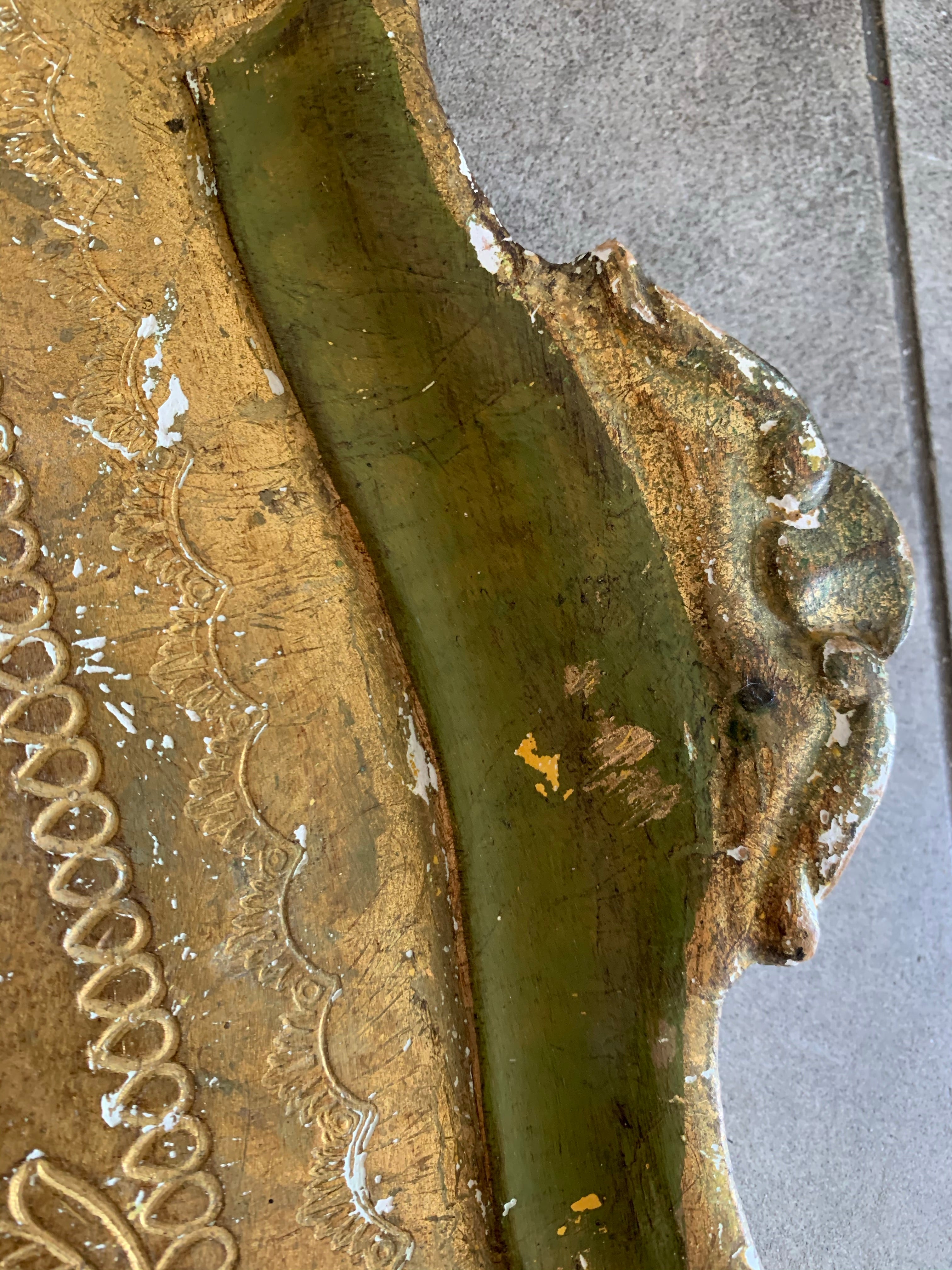 Large Florentine Gilt Tray with Floral Detail