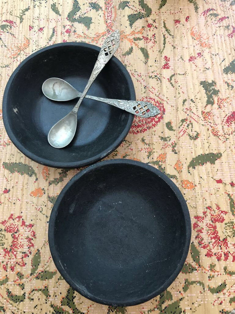 Little Antique Black Marble Ramekin Dishes