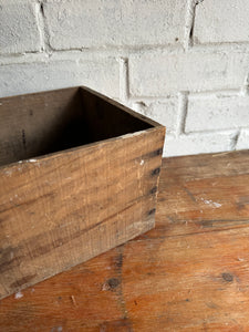 Wooden Trug with Leather Handle