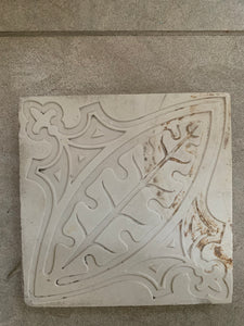 Tile with Leaf Detail