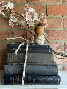 Extra Small Vintage Japanese Kokeshi Doll