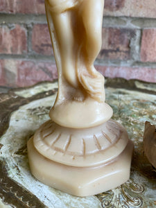 Resin Candleholder/Centrepiece in Classical Style