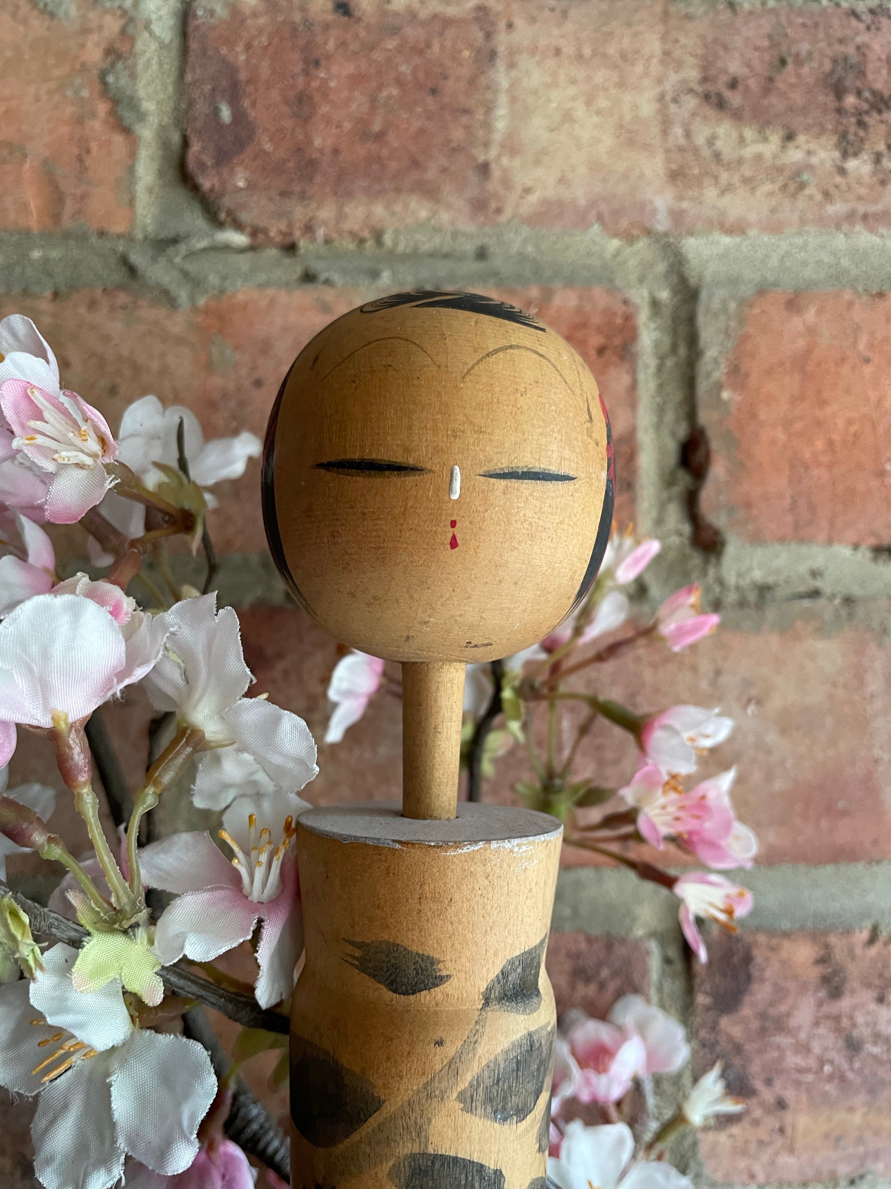 Small Vintage Japanese Kokeshi Doll