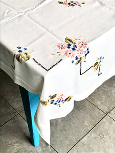 Vintage 1940s Table Linen