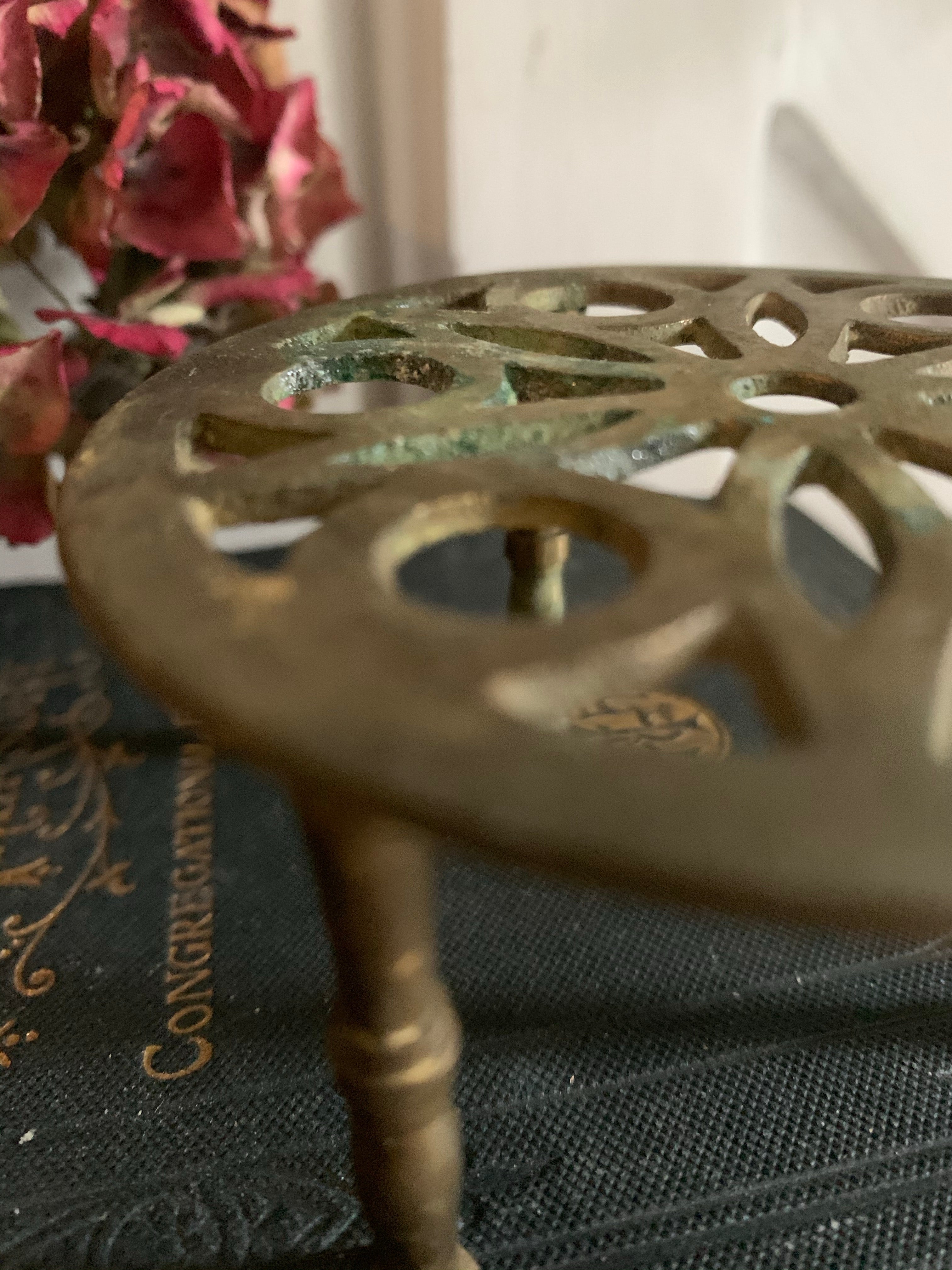 Teeny Brass Standing Trivet