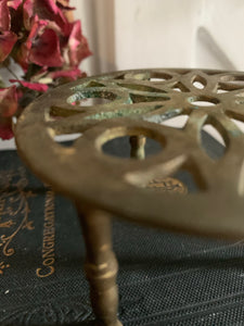Teeny Brass Standing Trivet